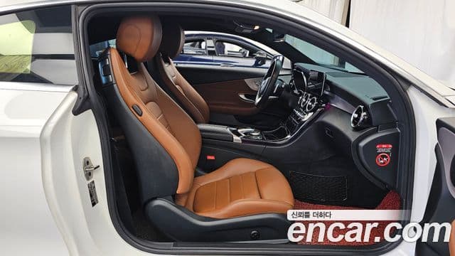 Mercedes-Benz C-Class 2020 — Фото 11/20