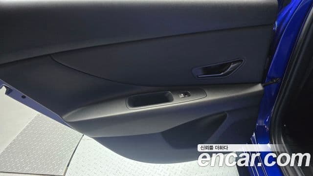 Hyundai The New Avante Hybrid 2022 — ფოტო 16/30