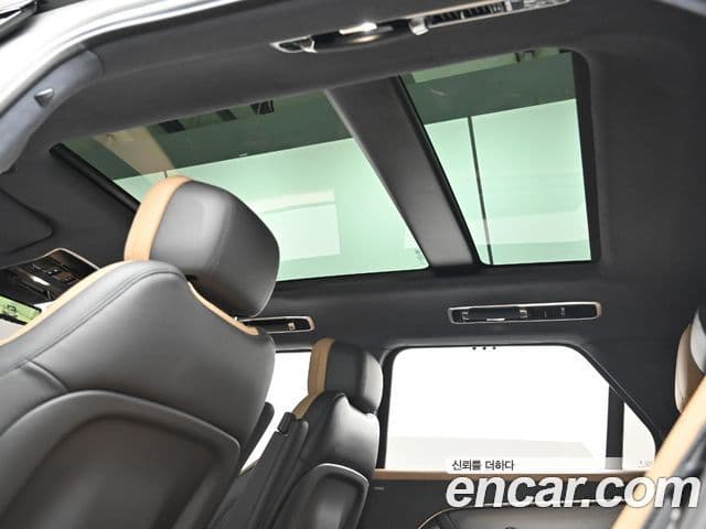 Land Rover Range Rover Sport 2025 — Фото 18/20