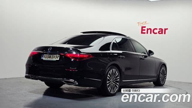 Mercedes-Benz S-Class 2022 — Фото 2/20