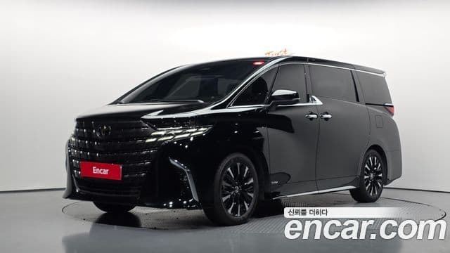 Toyota Alphard 2025 — Фото 1/20