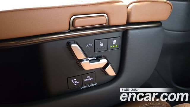 Toyota Alphard 2025 — Фото 19/20