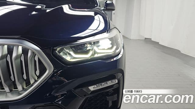 BMW X6 2020 — Şəkil 26/31