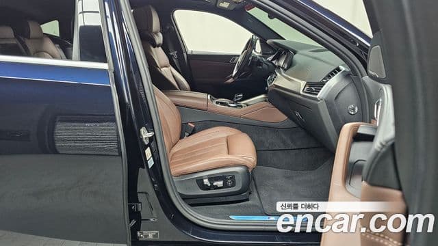 BMW X6 2020 — Şəkil 17/31