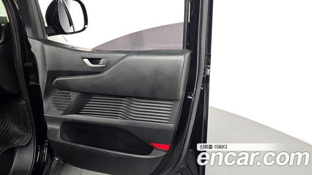 Hyundai Staria 2021 — Photo 23/36