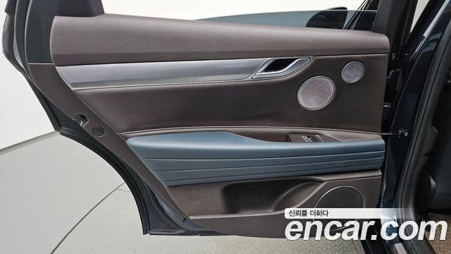 Genesis G80 2022 — Şəkil 23/36