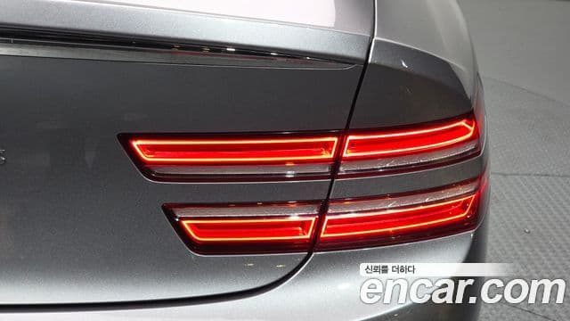 Genesis G80 2021 — Photo 6/32