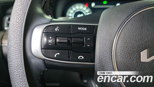 Kia K5 2022 — Şəkil 20/30