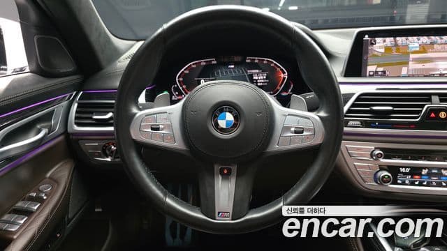 BMW 7 Series 2021 — Фото 13/20