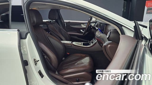 Mercedes-Benz CLS-Class 2021 — ფოტო 28/32