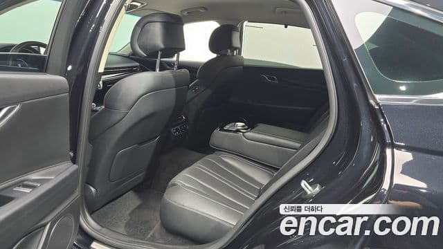 Genesis G80 2023 — Şəkil 13/20