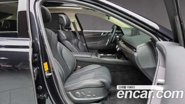 Genesis G80 2022 — Şəkil 18/35