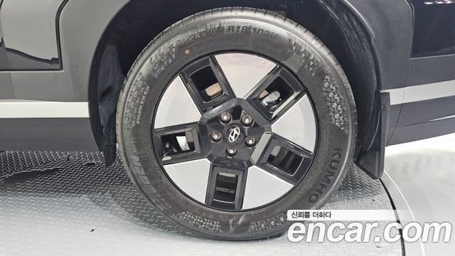 Hyundai Santa Fe 2025 — Photo 13/32