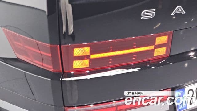 Hyundai Santa Fe 2025 — Photo 22/32