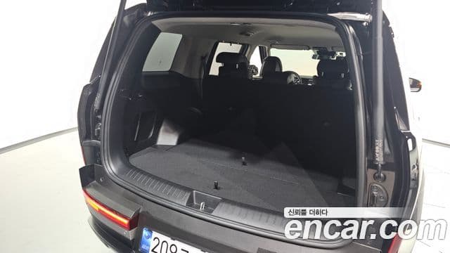 Hyundai Santa Fe 2025 — Photo 14/32