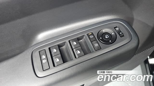 Hyundai Santa Fe 2025 — Photo 20/32