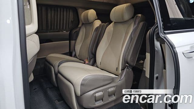 Kia Carnival 2024 — Фото 11/20