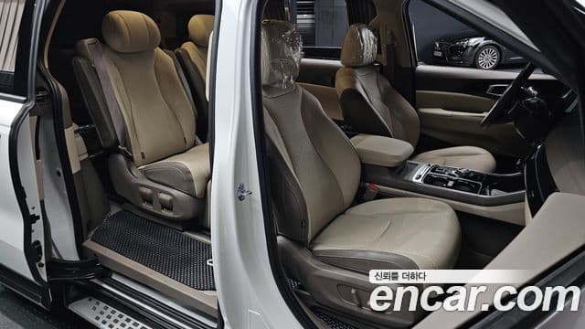 Kia Carnival 2024 — Photo 1/35