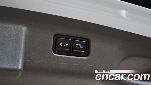 Kia Carnival 2024 — Photo 30/35