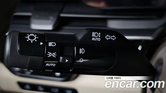 Kia Carnival 2024 — Photo 29/35