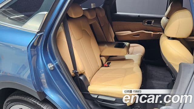 Kia Sorento 2022 — Photo 6/32