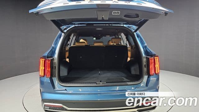Kia Sorento 2022 — Photo 30/32