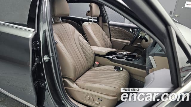 Kia K8 2022 — Photo 18/42