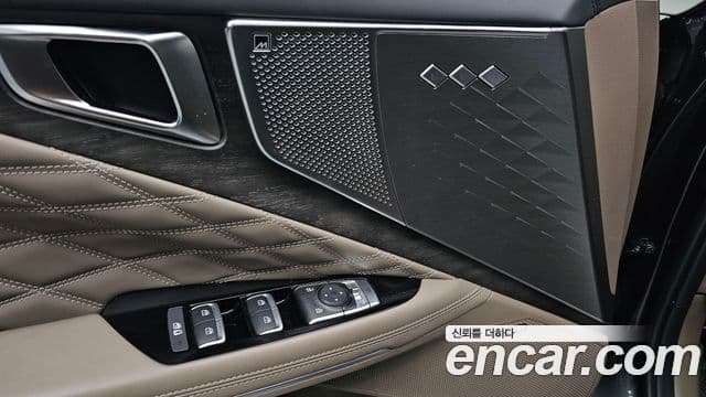 Kia K8 2022 — Photo 12/42
