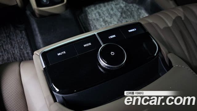 Kia K8 2022 — Photo 36/42