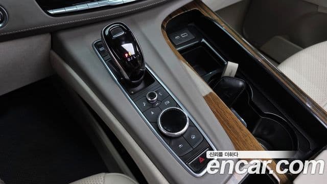 Cadillac Escalade 2021 — Photo 11/20