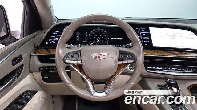 Cadillac Escalade 2021 — Photo 7/20