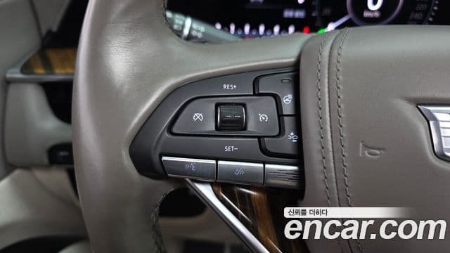 Cadillac Escalade 2021 — Photo 6/20