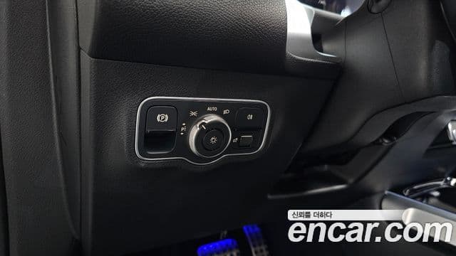 Mercedes-Benz GLB-Class 2023 — Şəkil 2/34