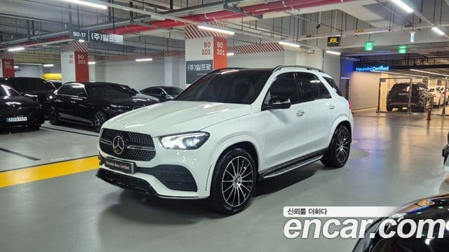 Mercedes-Benz GLE-Class 2022 — Фото 20/20