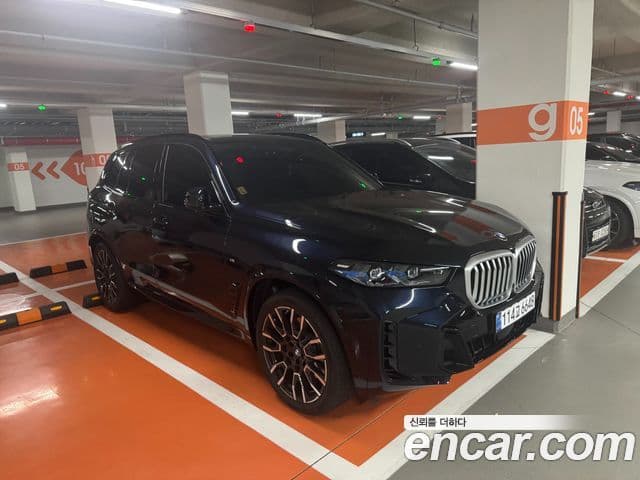 BMW X5 2026 — Photo 8/14