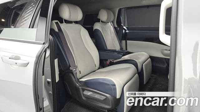 Kia Carnival 2025 — ფოტო 37/38