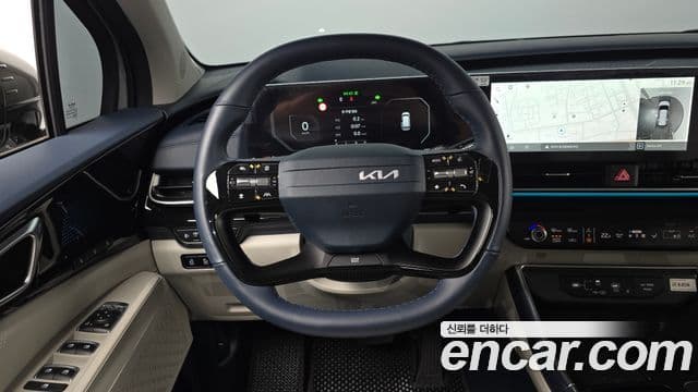 Kia Carnival 2025 — ფოტო 13/38