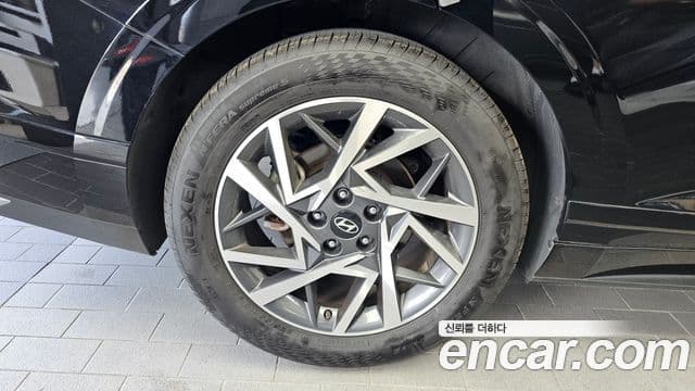 Hyundai Grandeur Hybrid 2023 — Photo 10/20