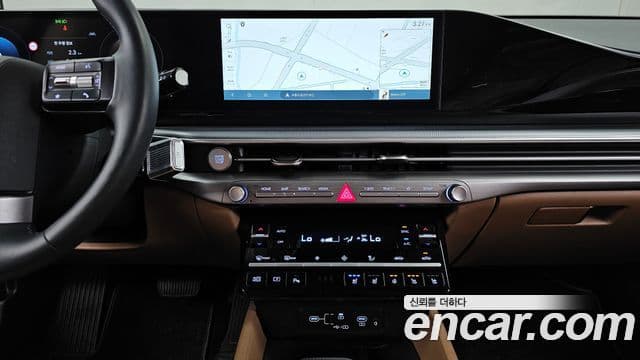 Hyundai Grandeur Hybrid 2023 — Photo 2/20