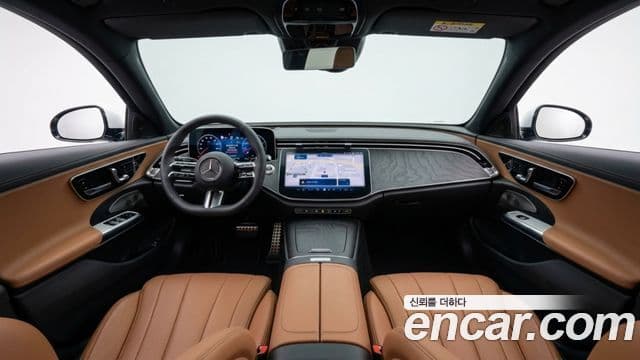 Mercedes-Benz E-Class 2025 — Фото 6/11