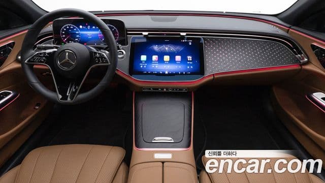 Mercedes-Benz E-Class 2025 — ფოტო 9/19