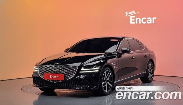 Genesis Electrified G80 2025 — Фото 1/20