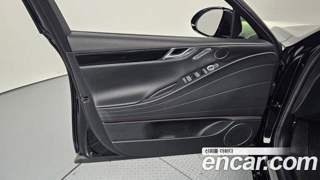 Genesis G80 2025 — Photo 1/32