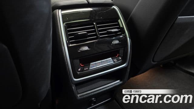 BMW X5 2021 — Şəkil 36/37
