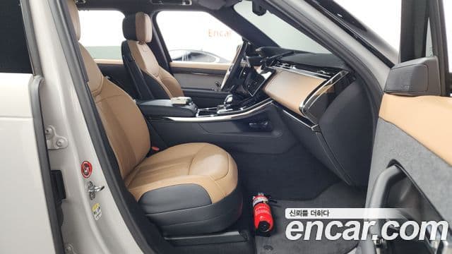 Land Rover Range Rover Sport 2025 — Şəkil 21/40