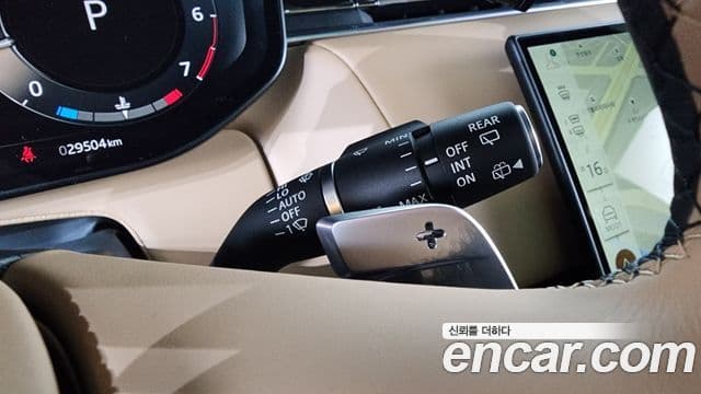 Land Rover Range Rover Sport 2025 — Şəkil 15/40
