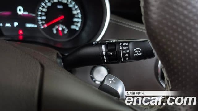 Kia Stinger Meister 2021 — Photo 28/35