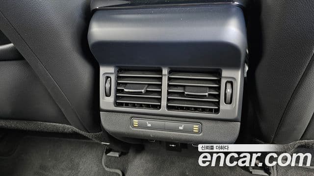 Land Rover Range Rover Evoque 2024 — Photo 3/32