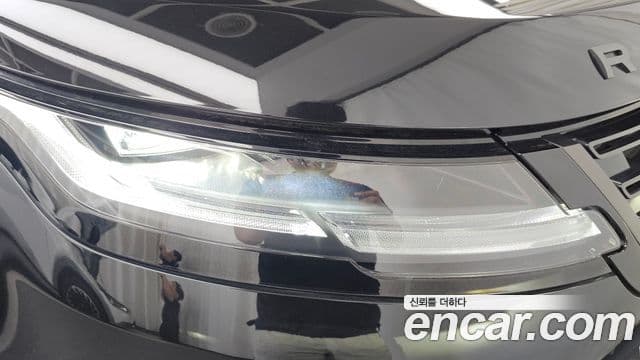Land Rover Range Rover Evoque 2024 — Photo 9/32