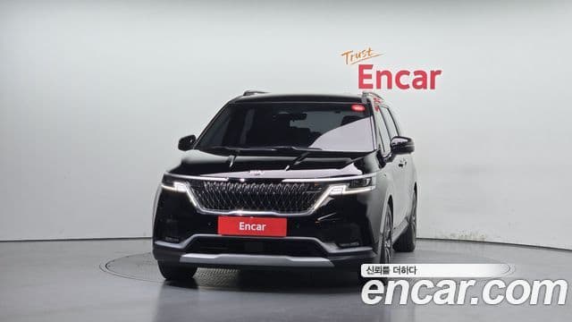 Kia Carnival 2021 — Фото 3/20